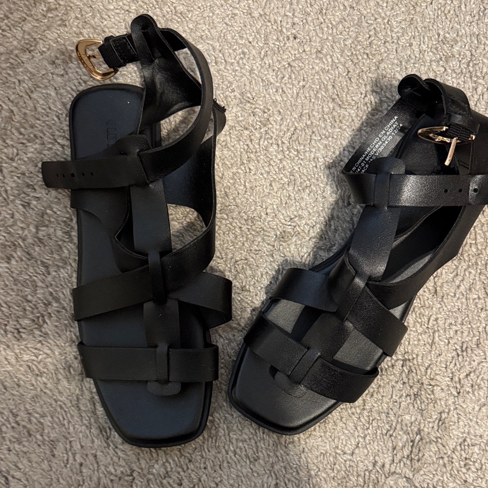Old Navy Black Strappy Ankle Buckle Sandals